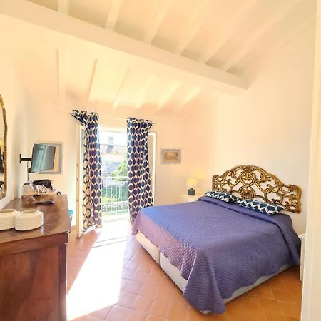 Bed & Breakfast Luna Nuova 3*