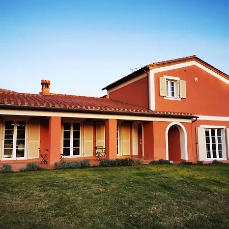 Luna Nuova Bed & Breakfast Sarzana