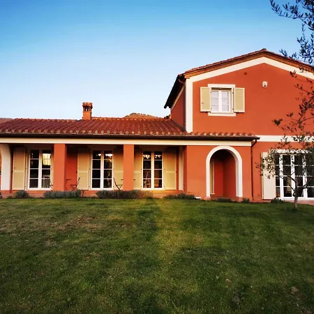 Luna Nuova Bed & Breakfast 3*