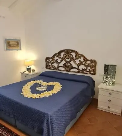 Luna Nuova Bed & Breakfast *