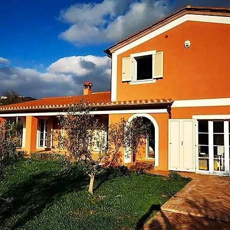 Bed and breakfast Luna Nuova 3*