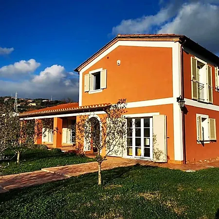 Luna Nuova Bed and breakfast