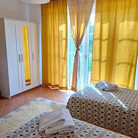 Luna Nuova Bed and breakfast