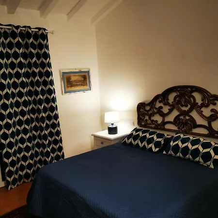 Alojamento de Acomodação e Pequeno-almoço Luna Nuova Sarzana