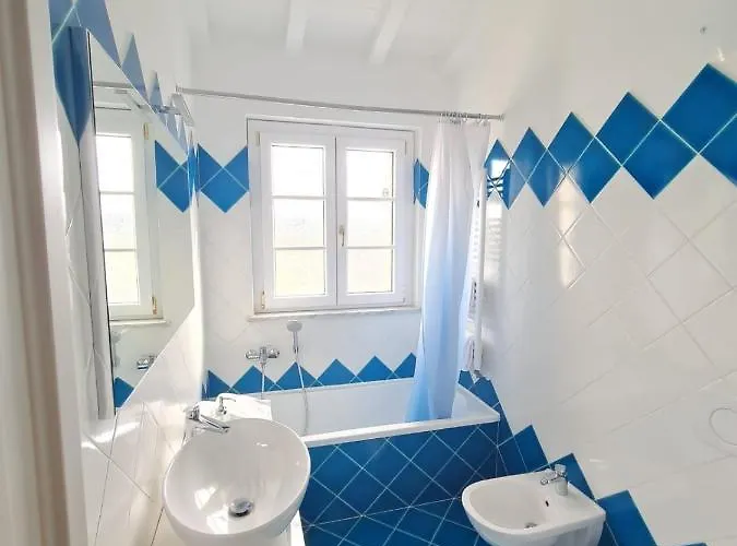 Luna Nuova Bed & Breakfast 3*