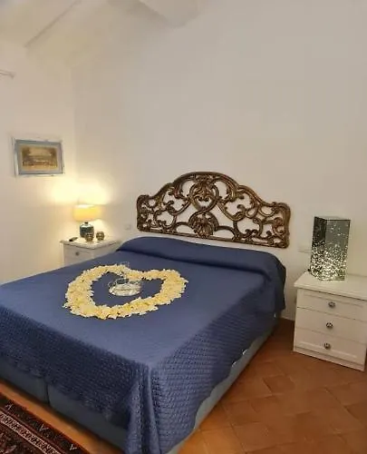 Luna Nuova Bed & Breakfast 3*