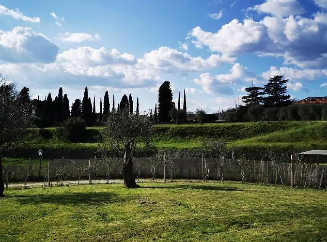 Luna Nuova Bed & Breakfast 3*